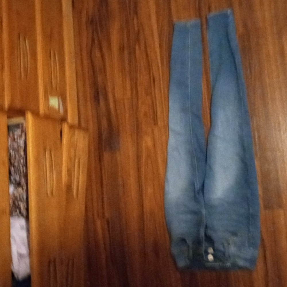 Blue jeans no rip